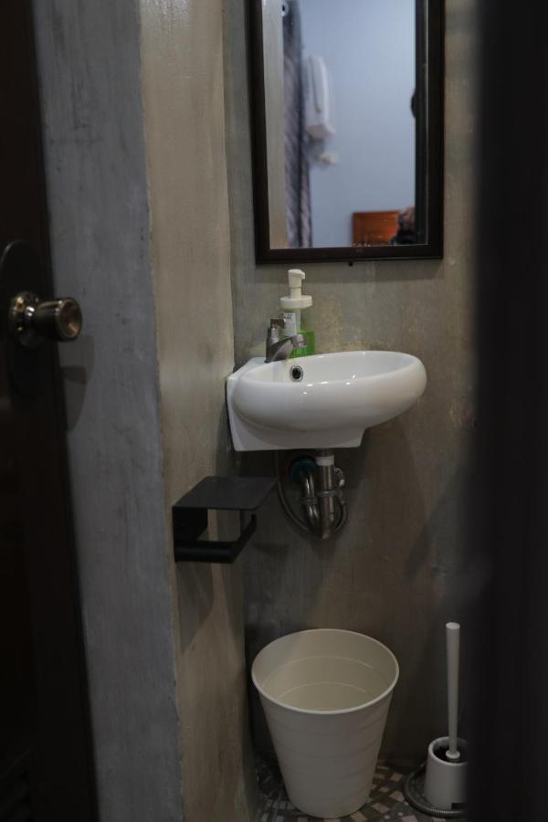 Cerca Hotel Balabag  Bagian luar foto
